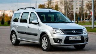 Приехал в салон Lada узнать цены на новый Ларгус. Хотел уложиться в 1.400.000 рублей, навязали допы и получился шокирующий ценник