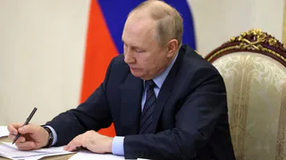 Владимир Путин наградил семерых вологжан за заслуги в различных сферах