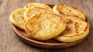Картофельная лепёшка с яйцом на завтрак: реально быстро, вкусно и всего из 3 ингредиентов