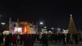 Около десяти тысяч вологжан встретили Новый год на центральных площадях города