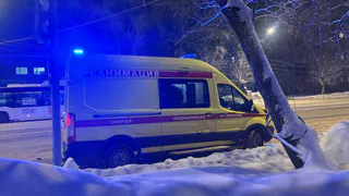 В Вологодской области мужчина погиб, выпав из окна многоэтажки