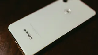 Эксперты выбрали 5 старых смартфонов, которые актуальны и в 2025 году. Они очень выгодные