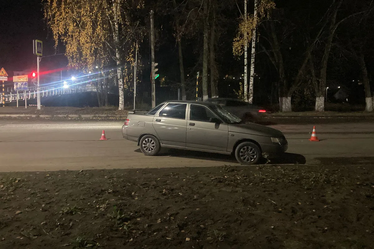 В Вологодской области водитель легковушки сбил нарушительницу