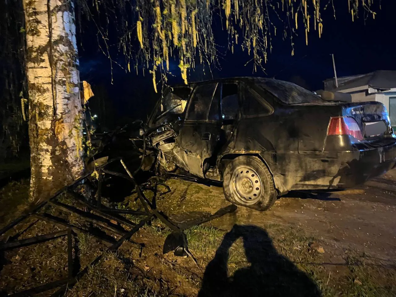 В результате аварии в Вологодской области водитель и его пассажир попали в больницу