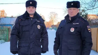 В Вологодской области полицейские спасли парализованную женщину