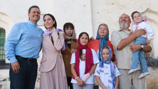 Губернатор Вологодской области пожелал жителям счастья и единства в День семьи, любви и верности