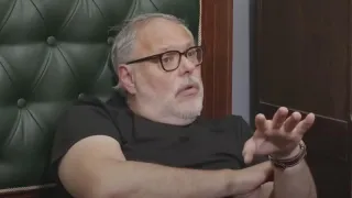 "Надвигается катастрофа": эксперт Михаил Хазин объяснил, что нужно купить, чтобы спасти деньги