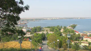 Туристка пожаловалась на отдых в Дагестане — расслабиться не получилось: курорт встретил высокими ценами и грязной водой