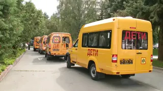 Дороги к школам обновляют в трех округах Вологодской области