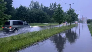В Вологде цены на такси взлетели втрое из-за дождя и ажиотажа