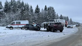 Пять человек в больнице после жёсткого ДТП в Вологодской области