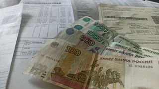 Пенсионеры пляшут от радости: они освобождаются от платы за капремонт и вывоз мусора - но есть важные нюансы