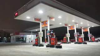 Вологжане бьют тревогу из-за стремительного роста цен на бензин