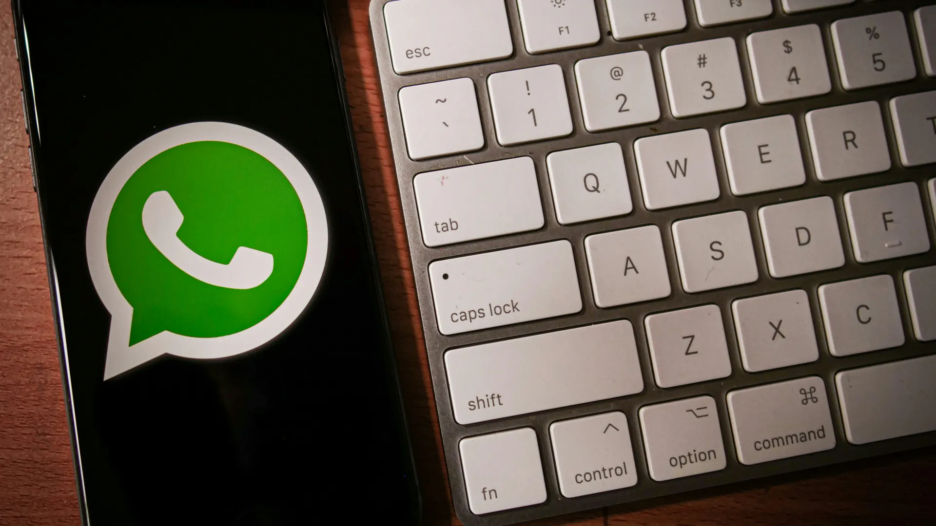 Не блокировка, а гораздо хуже: WhatsApp вводит жесткое требование для всех россиян