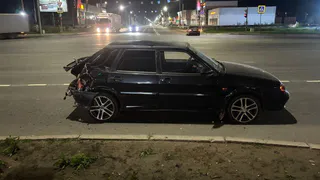 Водитель "Форда" пострадал в Вологодской области в аварии с "ВАЗом"