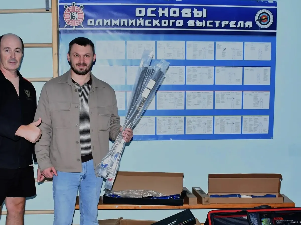 Вологодским лучникам передали профессиональный спортивный инвентарь