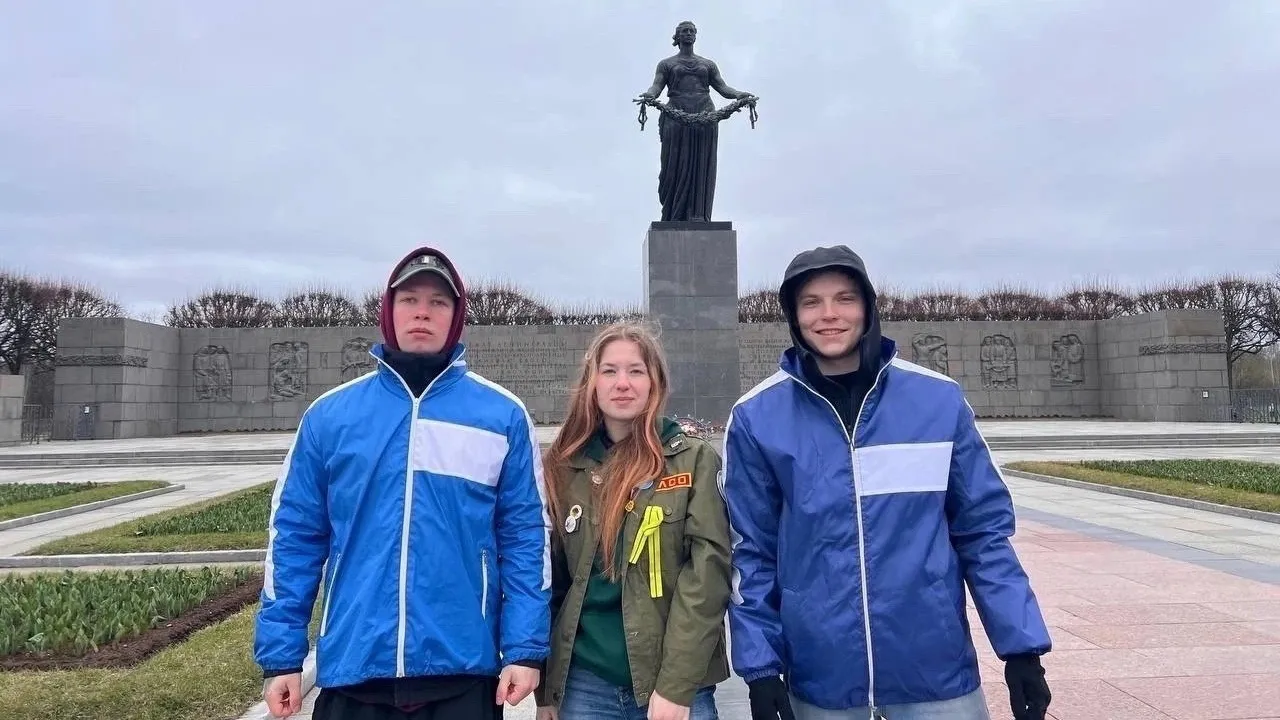 Студенты Вологодской ГМХА приняли участие в акции «Поклонимся великим тем годам»