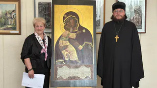 Мастер кисти и коллекционер медведей представила своё творчество в Вологде