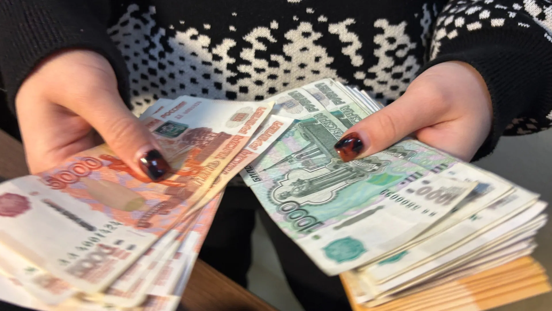 Жительница Вологодской области, продавшая квартиру и отдавшая деньги мошенникам, хочет вернуть жильё обратно