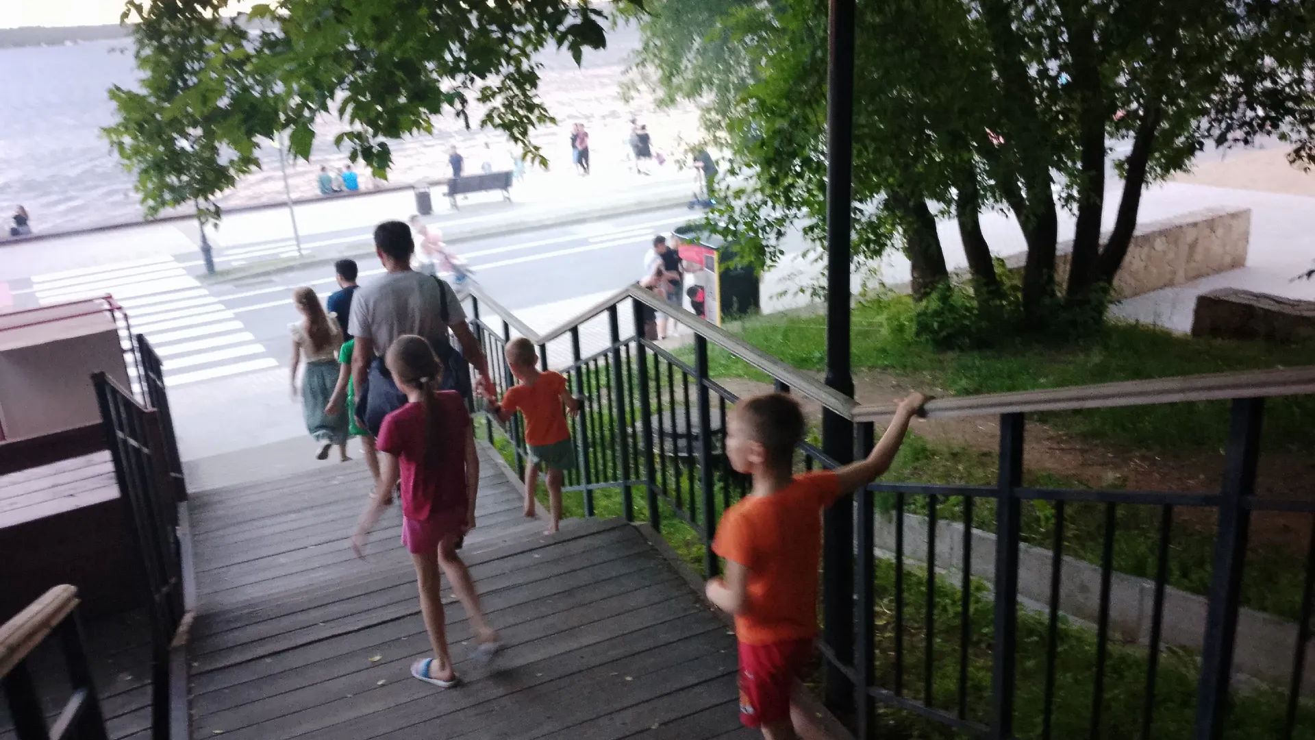 Вологодским многодетным семьям подсказали, как оформить удостоверение и получить льготы по ЖКХ