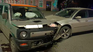 Пассажирка иномарки госпитализирована после столкновения двух автомобилей в центре Вологды