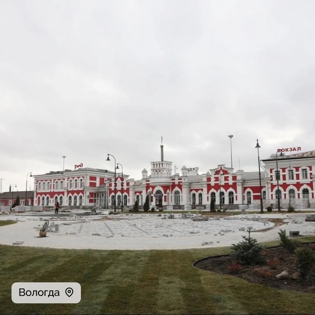 Опытные ландшафтные дизайнеры посетили площадь Бабушкина в Вологде