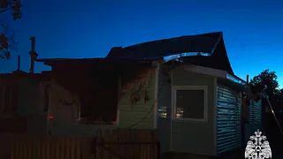 В Вологодской области из горящего дома спасли шестерых