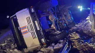 В Вологодской области сотрудники МЧС поехали на помощь и сами попали в ДТП