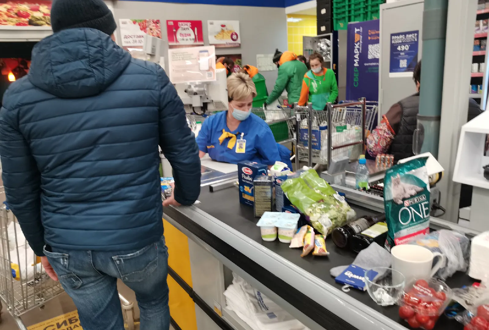 Для чего в Магните, Пятерочке и Дикси стоят кассы, которые никогда не работают?