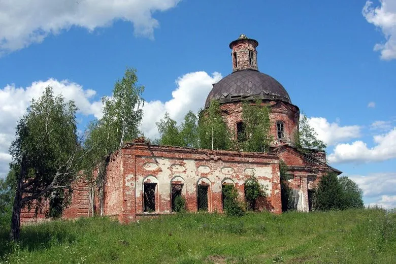 Волонтеры помогут восстановить старинный Никольский храм в Вологодской области