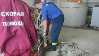 Рабочий едва не погиб в кессоне на Вологодчине