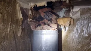 Пенсионерку спасли из горящего дома в Вологодской области