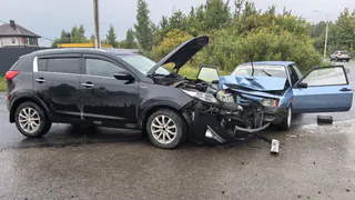 В Вологде четыре человека доставлены в больницу после ДТП