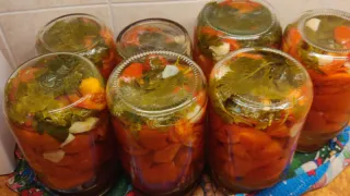 Овощное лечо за 5 минут — идеальная закуска даже на праздник: вот куда девать кабачки — и 30 банок на зиму будет мало