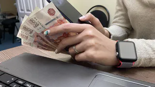 Для всех, кто держит дома купюры 5 000 рублей — важное изменение затронет всех россиян